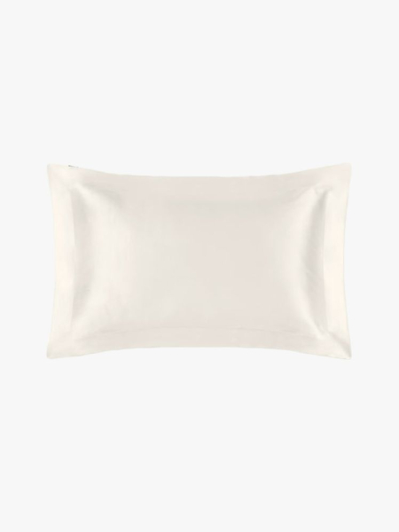 Lilysilk 22 Momme Oxford Envelope Silk Pillowcase in branded component on a light gray background